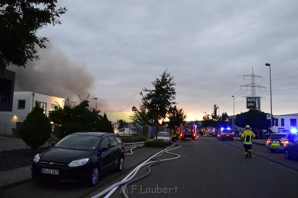 Grossbrand Halle Troisdorf Kriegsdorf Junkersring P347.JPG - Miklos Laubert